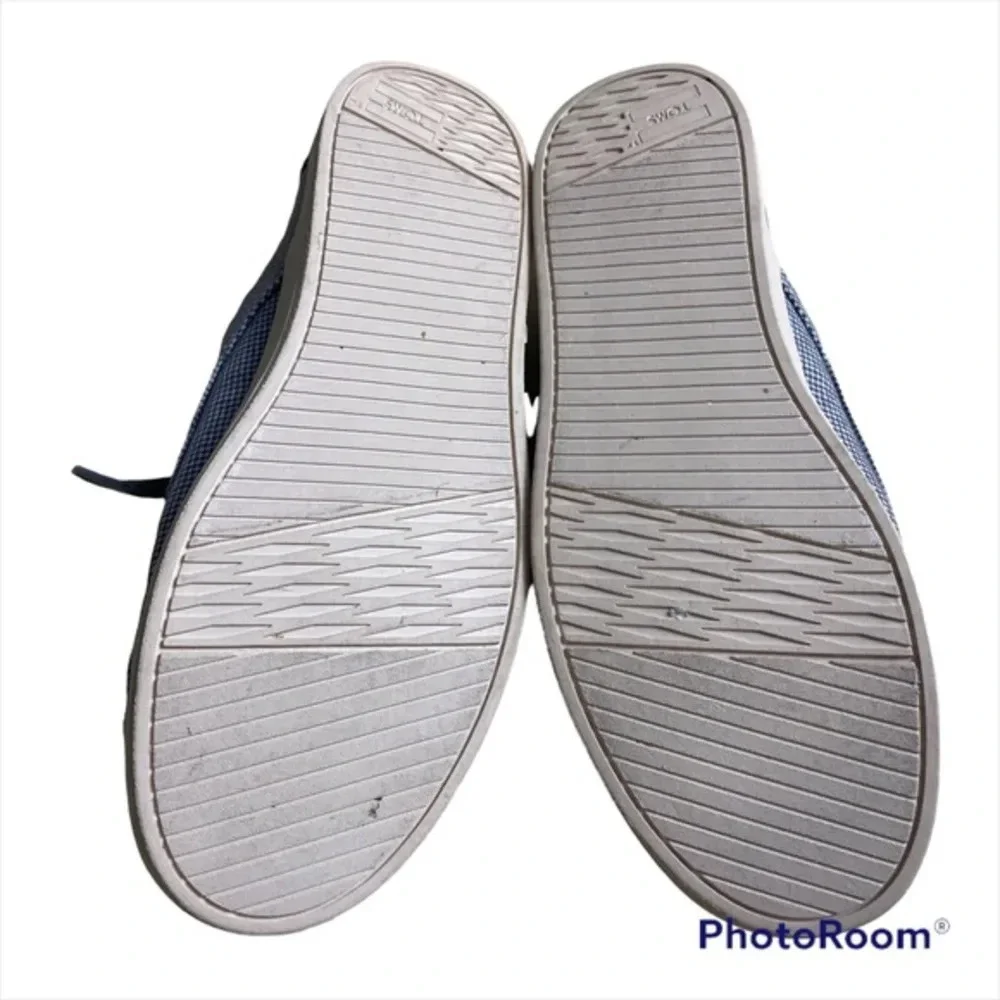 Toms‎ Sneakers in grey and white size 8.5